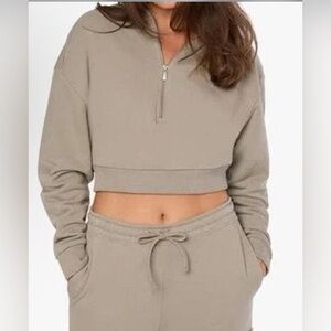 WeWoreWhat Tan Half-Zip Sweatshirt